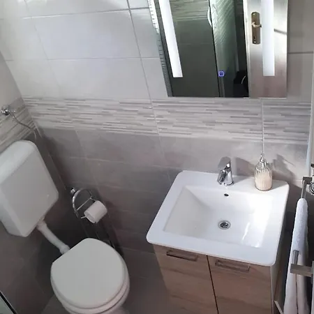 Zrinec Apartament *