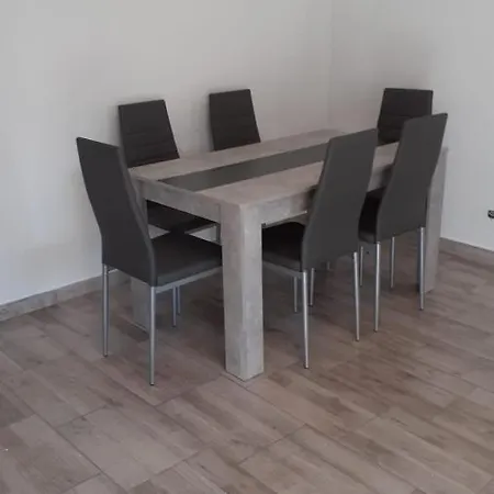 Zrinec Apartamento